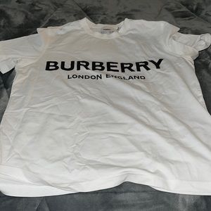 Burberry T shirt